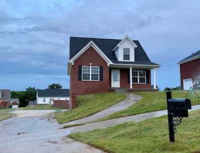 66 Persimmon Dr Taylorsville, KY 40071