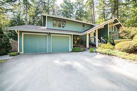 4016 30th Av Ct NW Gig Harbor, WA 98335