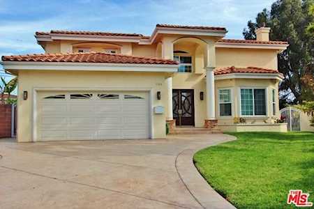 7264 W 88th Place Los Angeles, CA 90045