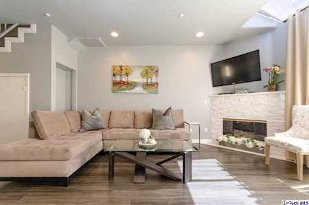 429 Palm Drive #3 Glendale, CA 91202