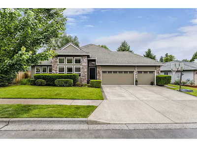 2130 River Heights Cir West Linn, OR 97068