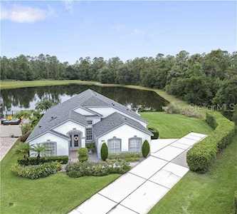 1599 River Birch Avenue Oviedo, FL 32765