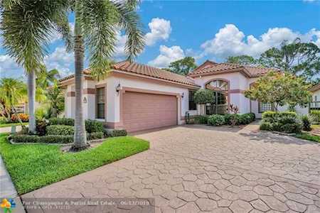 10122 Lexington Cir N. Boynton Beach, FL 33436