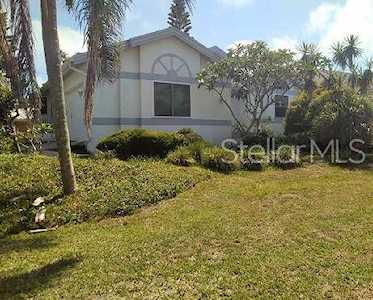 108 4Th Street Belleair Beach, FL 33786