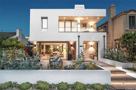 302 Iris Avenue Corona Del Mar, CA 92625
