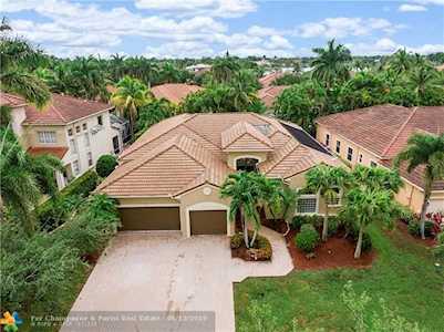 817 NW 124th Ave Coral Springs, FL 33071