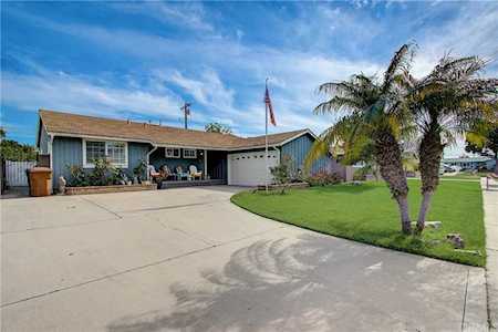 1320 W Jacaranda Place Fullerton, CA 92833