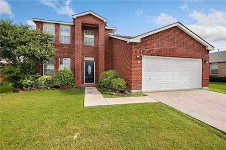 2209 Willow Drive Little Elm, TX 75068