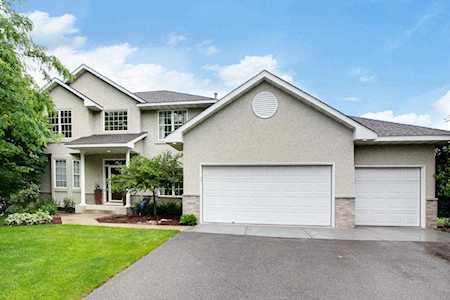 16553 Gunflint Court Lakeville, MN 55044