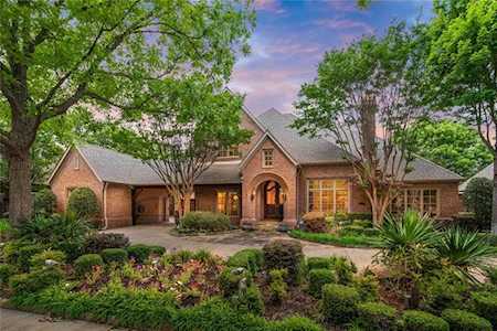 2304 Hawthorne Avenue Colleyville, TX 76034