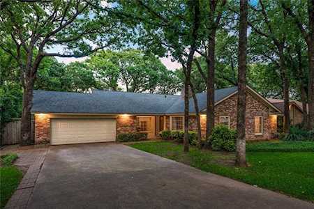2027 Tanglewood Drive Grapevine, TX 76051