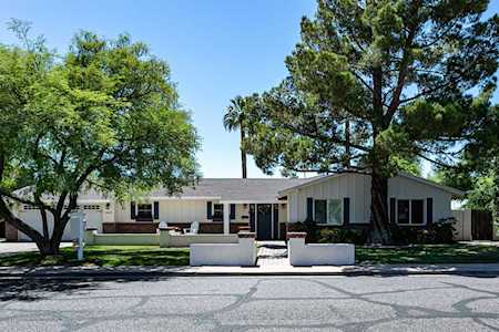 3320 N 48th Place Phoenix, AZ 85018
