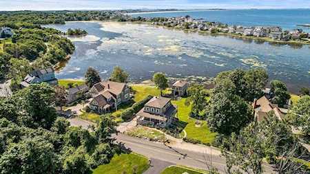 605 Jerusalem Road Cohasset, MA 02025