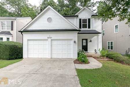 1050 Westwell Run Alpharetta, GA 30022
