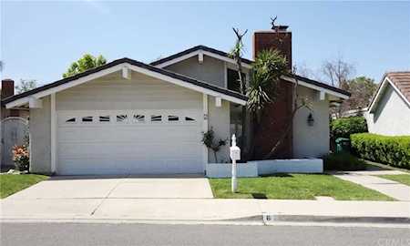 6 Gold Bluff Irvine, CA 92604