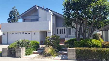 8750 Rogue River Avenue Fountain Valley, CA 92708