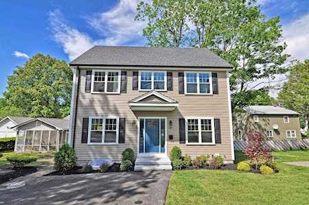 29 Van Vechten Waltham, MA 02452