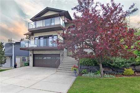 5655 Coach Hill Road SW Calgary, AB T3H 2A2