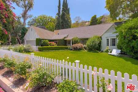 3827 Dixie Canyon Avenue Sherman Oaks, CA 91423