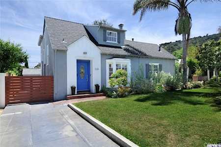 1628 Santa Rosa Avenue Glendale, CA 91208