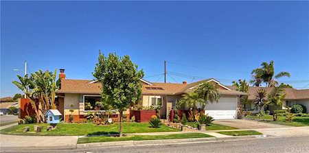 17796 Elm Street Fountain Valley, CA 92708