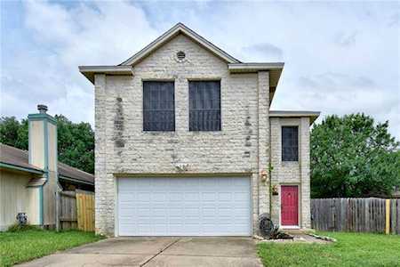 8606 Cretys Cv Austin, TX 78745