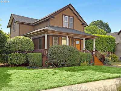 5942 N Michigan Ave Portland, OR 97217