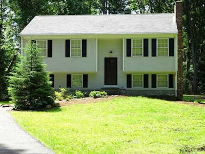 28 Williams Road Ashland, MA 01721