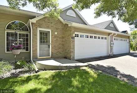 1326 Conservatory Court Saint Paul, MN 55117