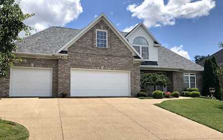 9064 Halston Circle Newburgh, IN 47630
