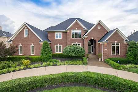 2002 Fairway Vista Dr Louisville, KY 40245