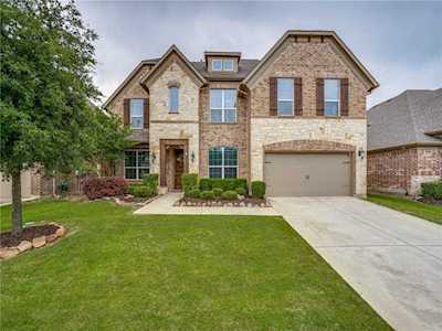 8313 Saint Clair Drive Mckinney, TX 75071