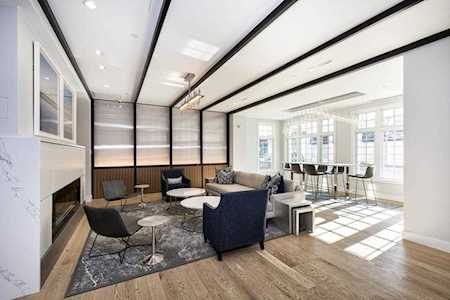 10 Shipyard Drive #517 Hingham, MA 02043