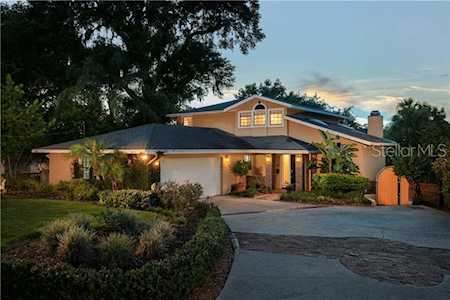 2819 Timberlake Drive Orlando, FL 32806