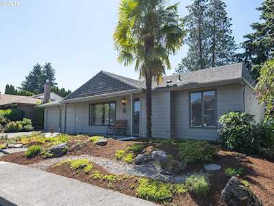 10530 SW Century Oak Dr Tigard, OR 97224