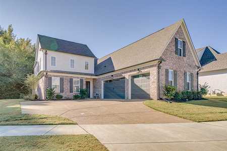 10257 Evergreen Manor Cv Lakeland, TN 38002