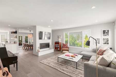 1975 Stephens Street Vancouver, BC V6K 4M7