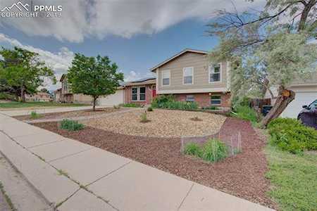 5019 Picket Drive Colorado Springs, CO 80918