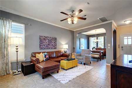 1909 Carlson Dr #86C Austin, TX 78741