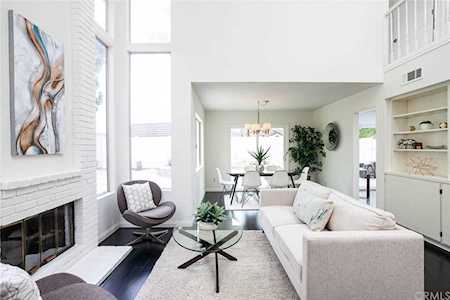 15 La Costa Court Laguna Beach, CA 92651