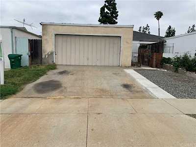2622 N Jacaranda Street Santa Ana, CA 92705