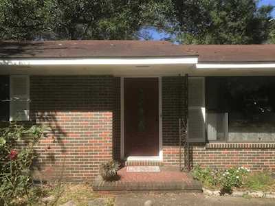 1912 Chowkeebin Nene Tallahassee, FL 32301