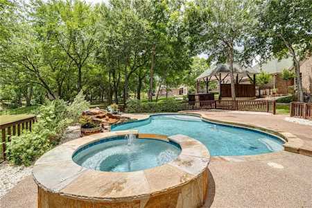 384 Creek Bend Drive Aledo, TX 76008