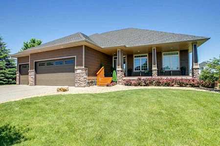 1798 Fallbrooke Drive Hastings, MN 55033