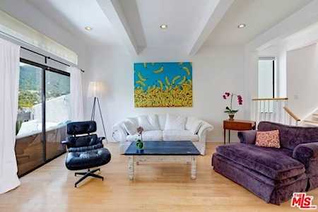 1520 Michael Lane Pacific Palisades, CA 90272