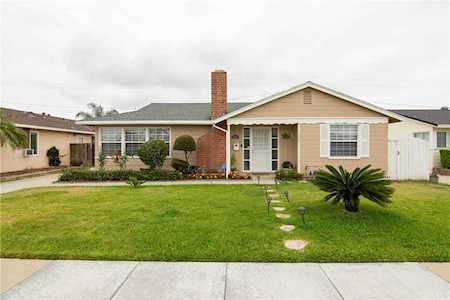 6882 San Diego Drive Buena Park, CA 90620