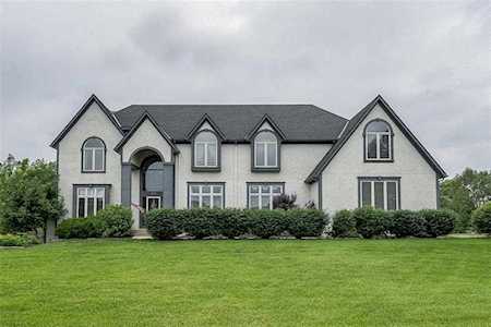 5024 Lewis Dr Shawnee, KS 66226