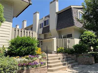 4730 Ben Avenue #24 Valley Village, CA 91607
