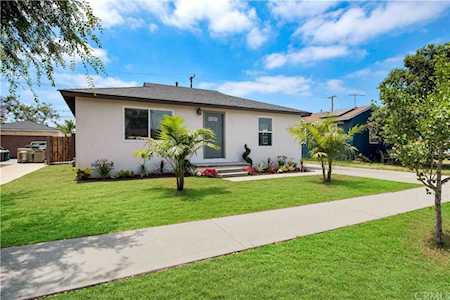 5817 Pennswood Avenue Lakewood, CA 90712
