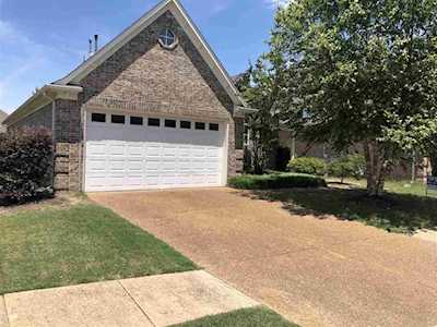 329 Fleets Hill Dr Memphis, TN 38018